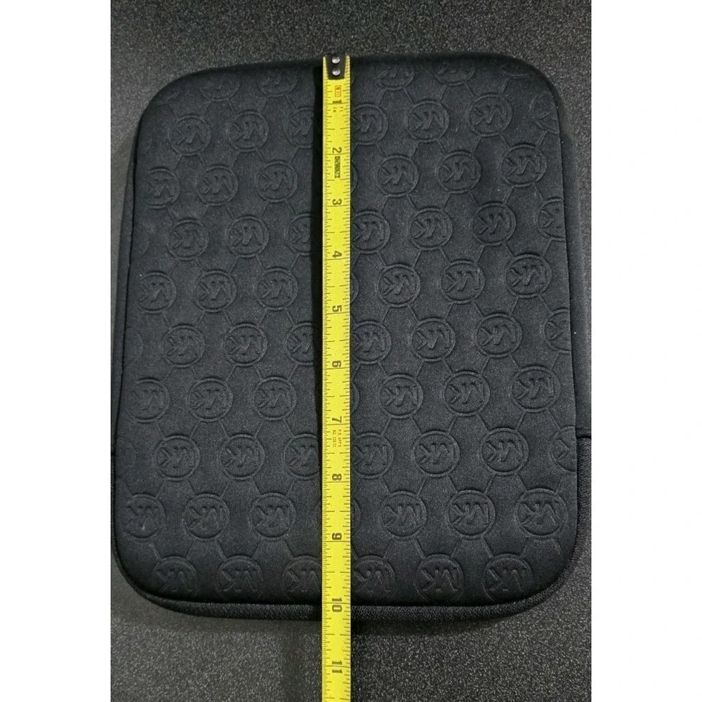 MICHAEL KORS Embossed Logo Black Ipad Tablet Sleeve Kindle Case Cover MK EUC
